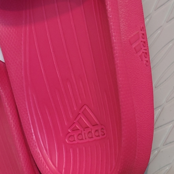 Adidas Pink Slides sz little girls k5 - Picture 4 of 6